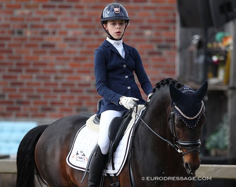 Esmee Boers on the bay pony Orchard Red Prince