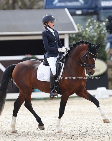 Georgina Kraft on her second pony, TI Drei D