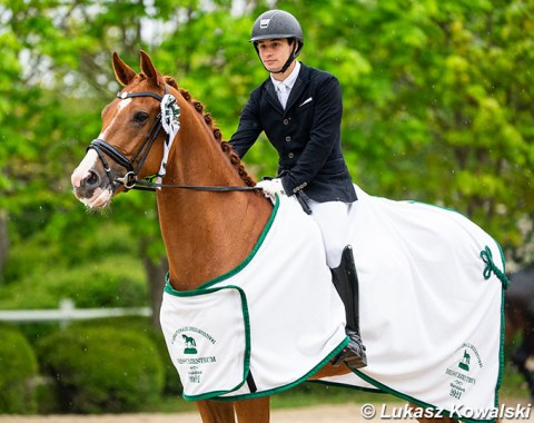 Benedek Pachl on the 5-year old Luxuriouzz van de Waalsehoeve