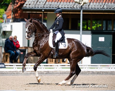 Emely van Loon on FBW Despereaux