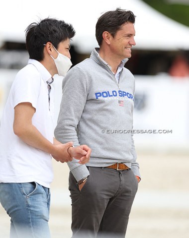 Kazuki Sado with Japan's team trainer Christoph Koschel