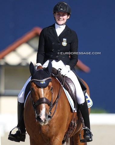 Big smile on Ellen Linden Urnes' face after her team test with Fairy Tale