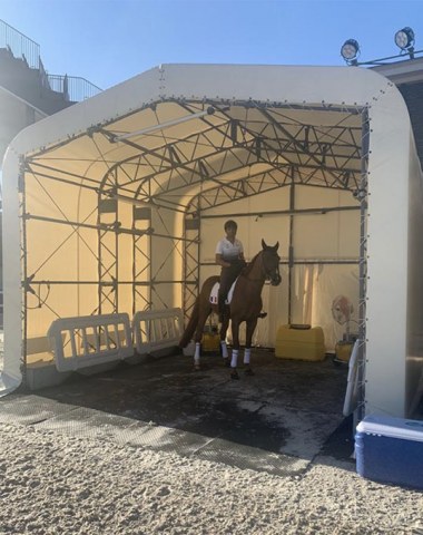 Alexandre Ayache cooling down Zo What in the cooling tent