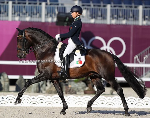 Maria Caetano on Fenix de Tineo