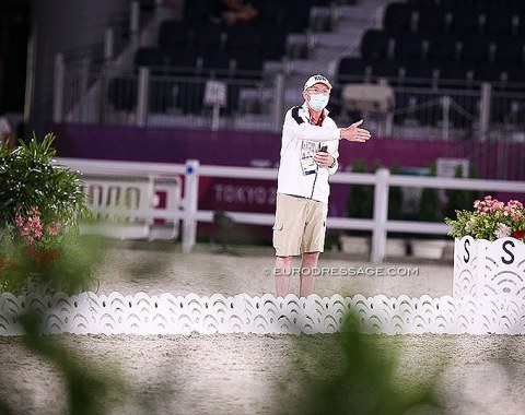 German Hubertus Schmidt is coaching his student, Korean Dong-Seon Kim, in Tokyo