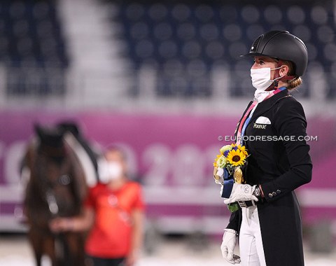 During the national anthem, Dalera BB in the background