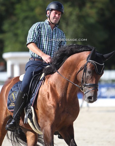 Belgian reserve 6-year old champion pair Nick van Laer and Jack Daniels N