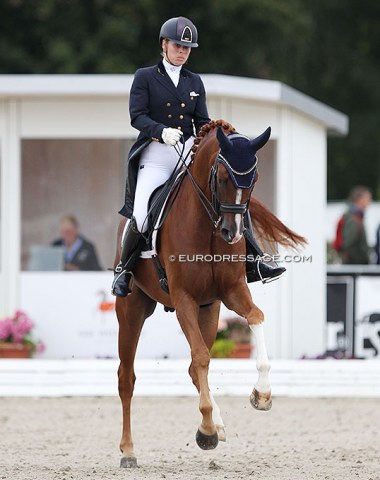 Belgian Katrien Verreet on the BWP gelding Oblix van de Kempenhoeve (by Quaterback x Sungold)