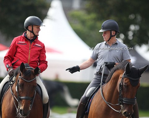 Hubertus Schmidt and Richard Davison (who both ride in the 4* tour) in conversation