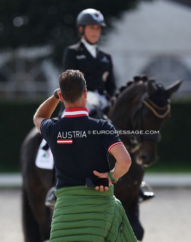 Peter Gmoser coaching Belinda Weinbauer on Fustanella