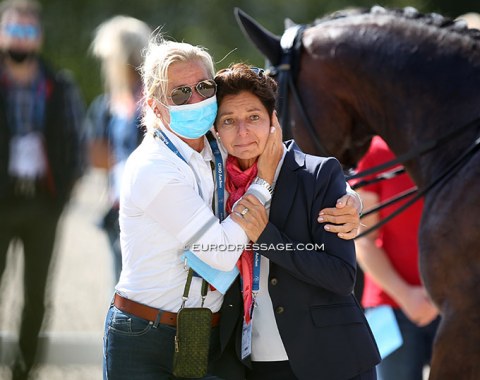 Team trainer Monica Theodorescu anxiously awaiting the scores on the board after Isabell's ride