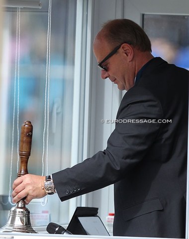 President of the ground jury, Henning Lehrmann, rings the bell