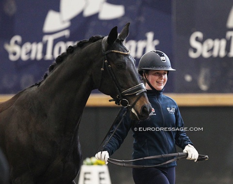 Crystal Robinson Long and Evita Ronia at the horse inspection