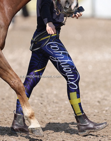 Siri Ehrnrooth's Swedish pant legs 'n synch with Elverhojs Olympia (by Romanov x Amiral)