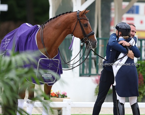 Antonia Ramel and groom Tomislav Kosutic hug