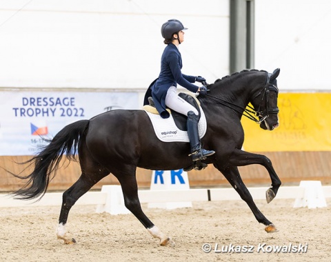 Polish young rider Lena Czakanska on Victory (by Rock and Roll x Worldly)