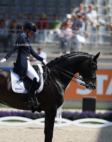 One of my favourite photos of the day: Nilshagen saluting with the sun casting a natural spotlight on the pair