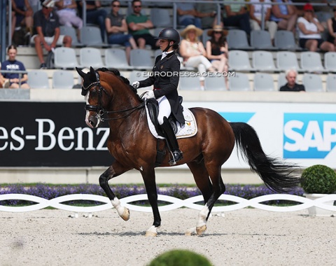 Belgian Larissa Pauluis making her Aachen debut on Flambeau (by Ampere x Zeoliet)