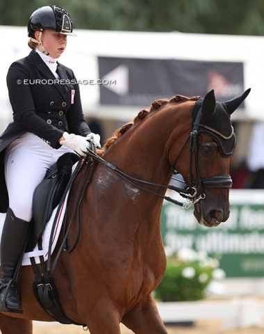 Poland's top junior Natalia Plata on Dolcetto (by Don Frederico x Wolkentanz). 