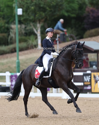 Noemi Zindel on Delphino (by Danone II x Wolkentanz)