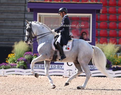 Vasco Mira Godinho back on the Portuguese team after a 4-year break. In 2018 he rode Bariloche in Tryon, now Garrett in Herning. Both are owned by Christine Jacoberger