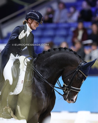 Big smile of Marieke's face and pat for Titanium