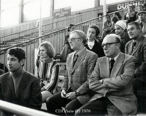Fredy Knie senior was also a highly sought after Grand Prix trainer. Fredy Knie sr at the 1976 CDI Paris with Hans Syz (right), Ulrich Lehmann (front left), Doris Ramseier (left), Silvia Iklé (behind Knie) and the late Claire Koch (behind Syz)