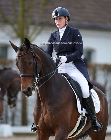 Look who's back! Dutch Muis Schreuder on the RS2's Jakarta Utopia (by Lord Leatherdale x San Remo). Last I saw Schreuder on an equine was on pony Noble Casper in the late 1990s after selling him to Delphine Meiresonne. Blast from the past!