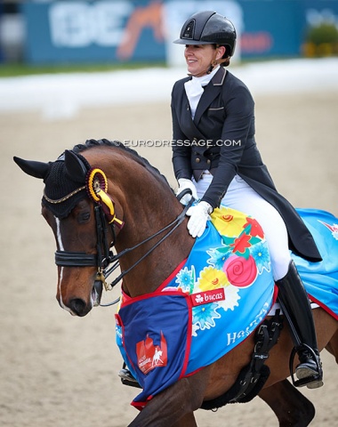 Australian Lyndal Oatley won the morning class, the Grand Prix Special 3*, on Elvive