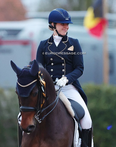 Eline Borrey de Coninck on Haressel (by Uphill x Hemmingway)