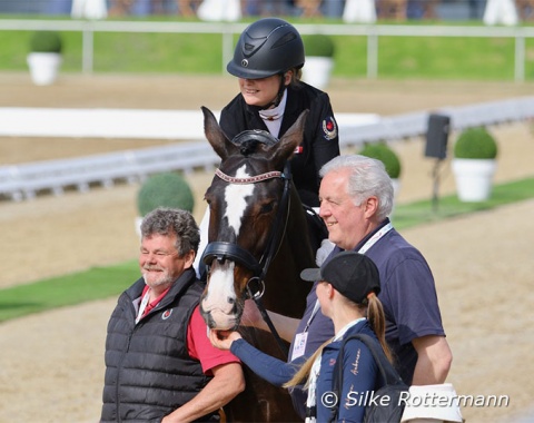 Another team effort: Canadian para team coach, British Clive Milkins with who Roberta Sheffield regularly trains at her home base in England and German Volker Eubel with who Sheffield had prepared her mare Fairuza between Waregem and Mannheim.