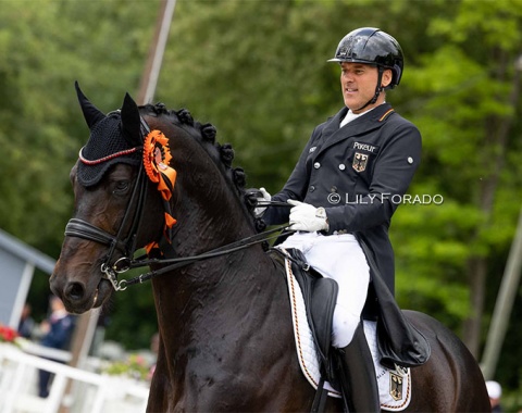 Rudolf Widmann on Ferrari OLD, a former PSI auction horse and WCYH medal winner