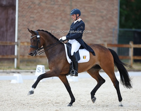 Jeroen Devroe making his CDI debut on Fiderprincess (by Fidertanz)