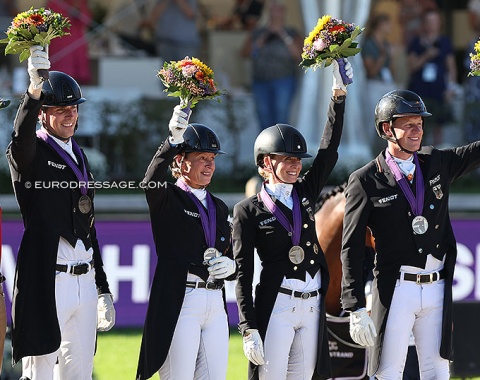 Silver for Germany: Frederic Wandres, Isabell Werth, Matthias Rath, Jessica von Bredow-Werndl