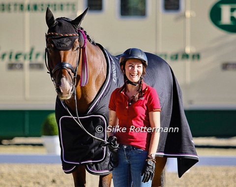 Melanie Wienand’s Lemony’s Loverboy in the prize-giving.