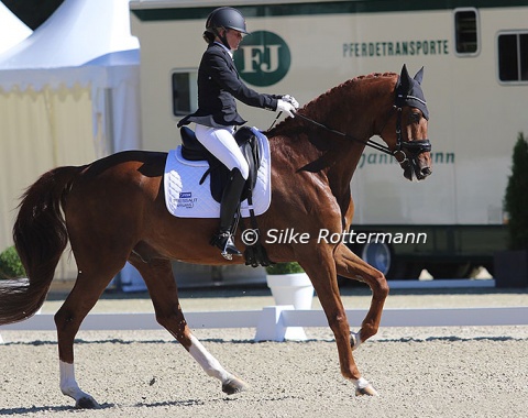 Line Thorning Jörgensen, mum of Grade III winner Tobias, is a very accomplished Paralympic rider herself and showed the just 8-year-old Hoejgaardens Zackzimo (by Zack) for Denmark.