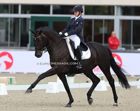 Emma Kanerva on Mist of Titanium