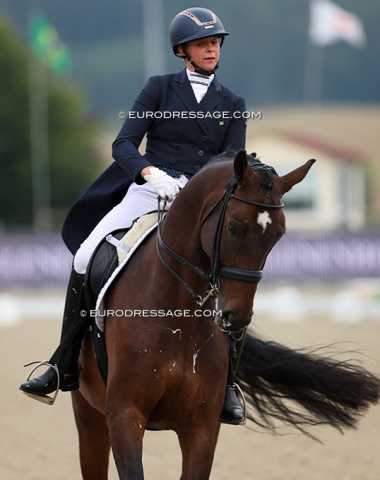 Ukrainian Natalya Svyatuhka on Minnesota of Champ (by Metall x Lord Sinclair)