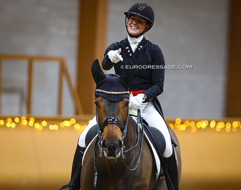 Cathrine Dufour pointing, what I call the "Anky finger", in gratitude to her horse, Mount st. John freestyle