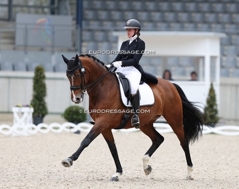 Elise Verwimp on Just a Little Bit Krack van het Klaverhof (by Tango x Krack C)