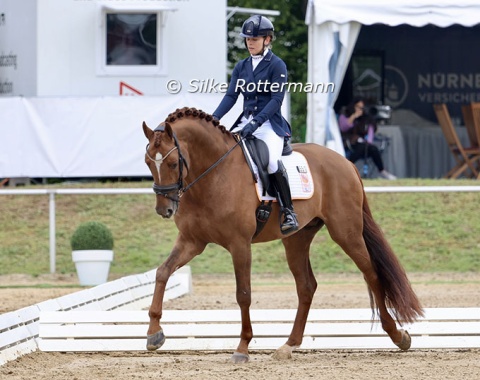 Sole Dutch representative in Mannheim, Rixt van der Horst and the 9-year-old stallion Fonq. They competed in one class and then withdrew