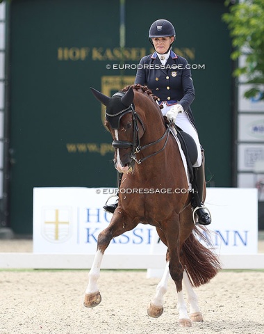 Ashley Holzer on Hansel