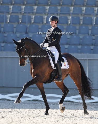 Hungarian Mate Garai on Jochen Arl's Vitus (by Vitalis x Brentano II)