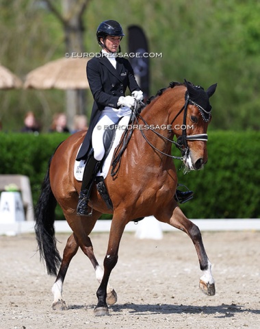 Tessa Frank aboard Marion Henkel's Lavaletta (by Casall.x Lavaletto). She was coached by Ingo Pape at the show