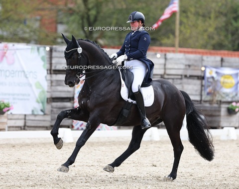 Jessica Leijser on Kashmir (by Glamourdale x Vivaldi)
