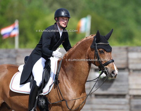 Nicolas Wagner on Quater Back Junior
