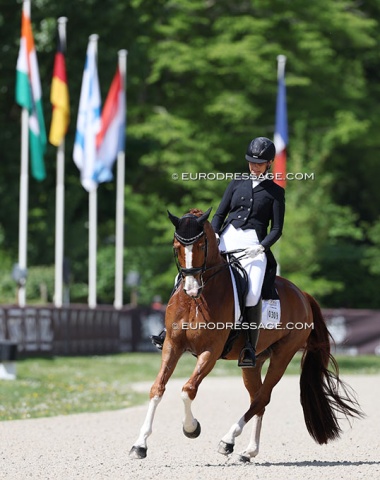 Pauline Guillem on Lucky Gold