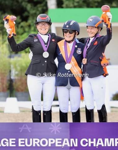 The individual medal podium: Jelstrup, Etzner, Naylor