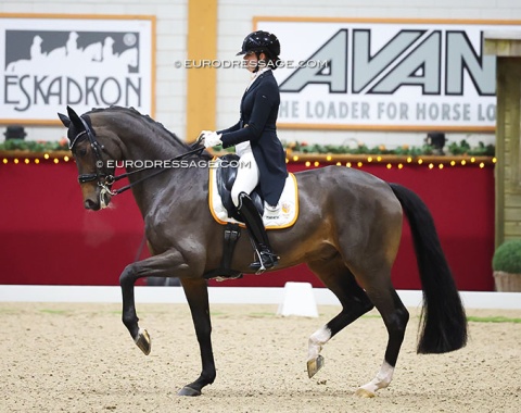 Sophie Reef on Gideon KH