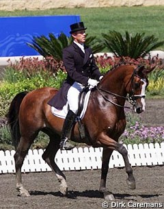 Guenter Seidel and Foltaire at the 2000 Olympic Games :: Photo © Dirk Caremans